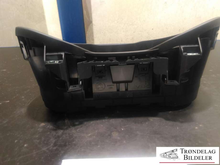 Instrumentpanel til Škoda Octavia 2013-2016 (Type III, Fase 1) (5E0 920 751|)