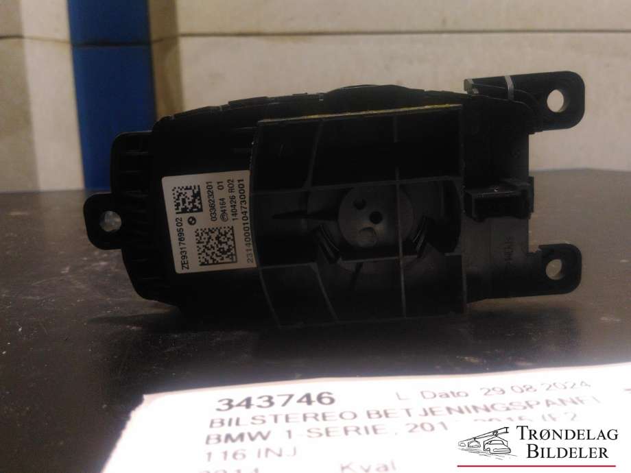 Bilstereo betjeningspanel til BMW 1-Serie 2011-2015 (Fase 1) (F20/F21) (F20/F21) (ZE931769502|)