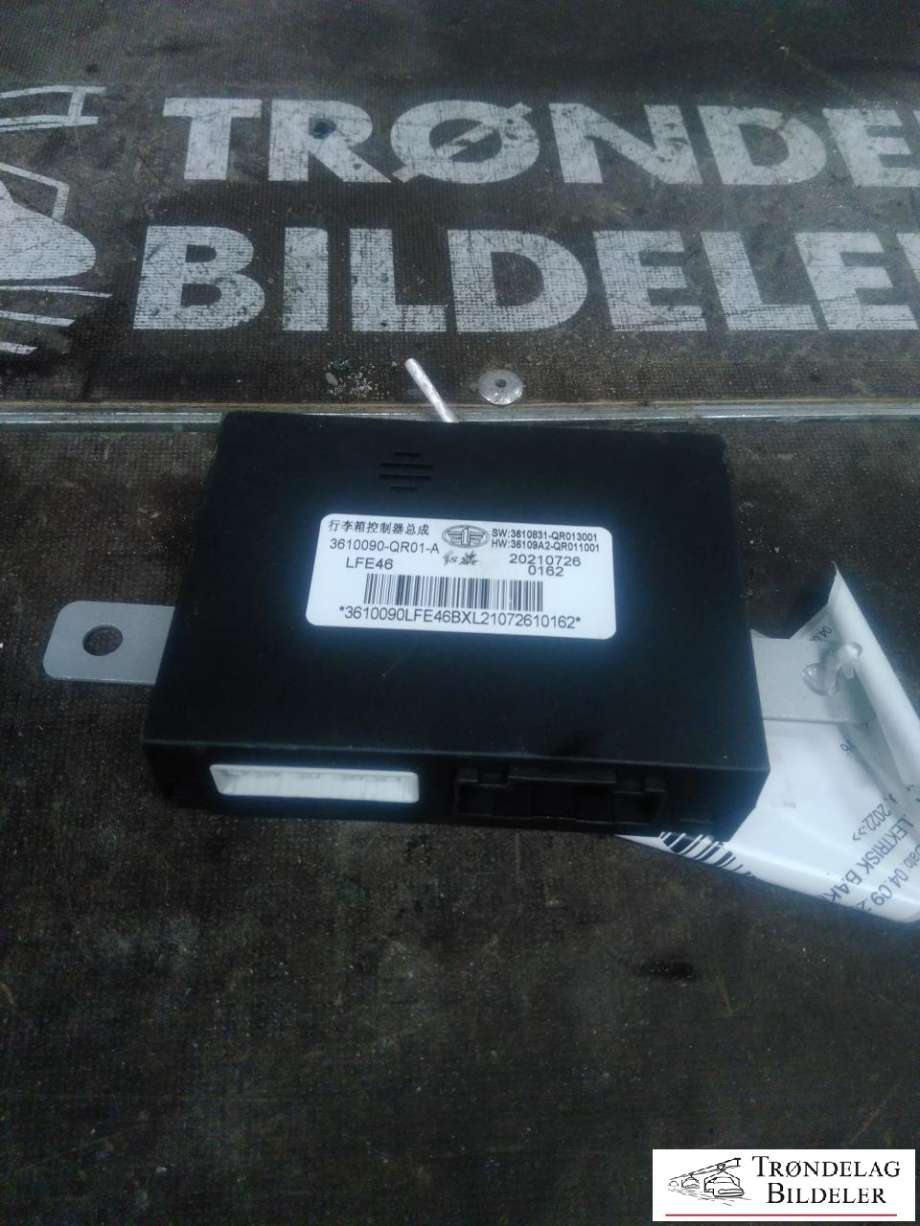 Styreenhet elektrisk bakluke til Hongqi E-HS9 2022-->> (3610090-QR01-A|)