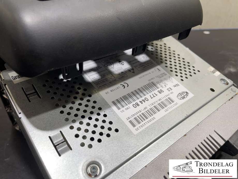 Bilstereo til Peugeot Partner 2015-2019 (Type II, Fase 2)  (98 177 044 80|)