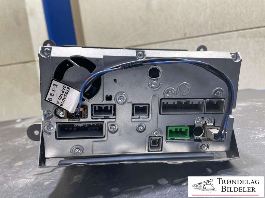 Bilstereo til Mitsubishi Outlander 2010-2012 (Type II, Fase 2)  (8750A239|)