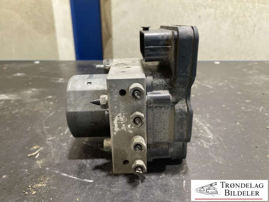 ABS sentral til Opel Corsa E 2015-2019  (95518041|95522565|)