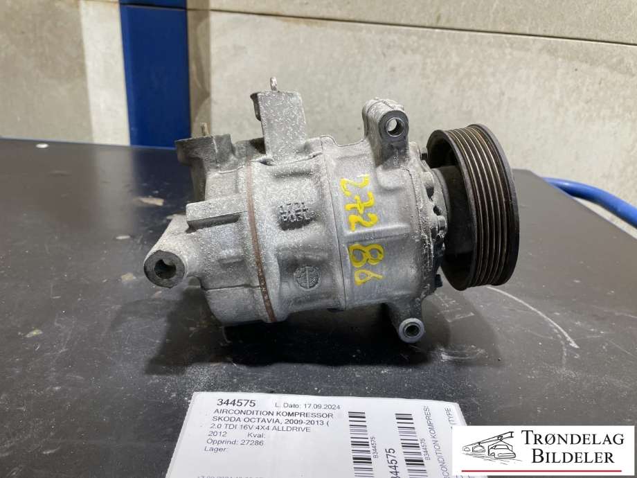 Aircondition kompressor til Škoda Octavia, 2009-2013 (Type II, Fase 2)  (VW AG|5Q0820803F|5Q0820803K|890632|5Q0820803D|5Q0820803J|5Q0820803G|1K0820803A|1K0820803B|1K0820803H|1K0820803K|1K0820803L|1K0820803M)