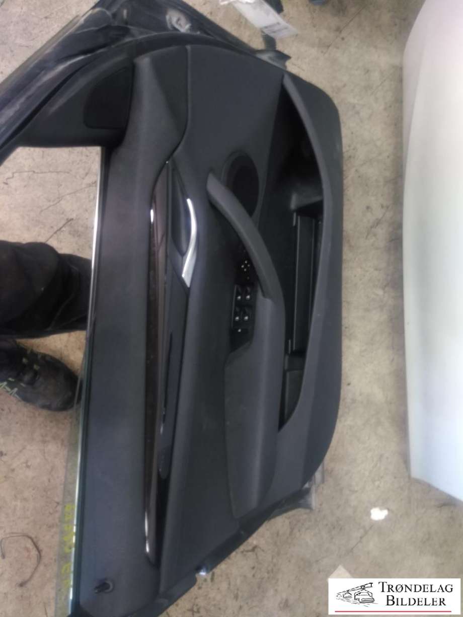 Dør venstre foran til BMW X1 2009-2015 (E84) (E84) (41 00 9 628 745|)