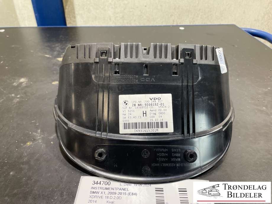 Instrumentpanel til BMW X1 2009-2015 (E84) (E84) (9316152-01|)