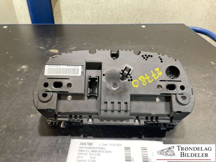 Instrumentpanel til BMW X1 2009-2015 (E84) (E84) (9316152-01|)