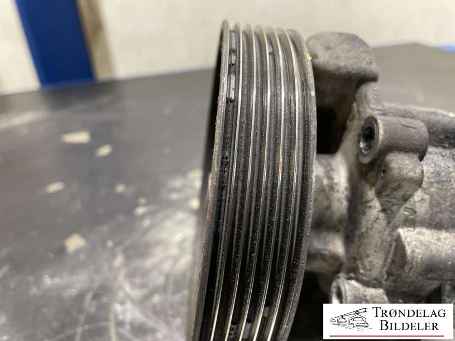 Servo pumpe mekanisk til Citroën C5 2008-2017 (Type II) (96 823 516 80|7618 955 565|)