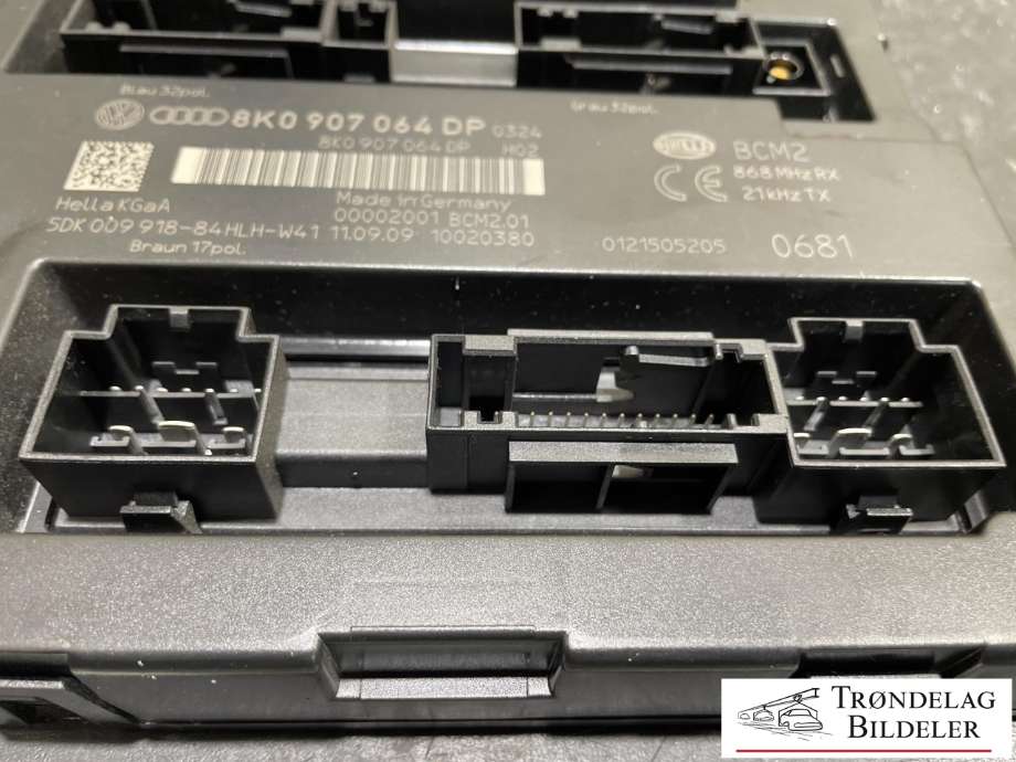 Styreenhet comfort (BCM) til Audi A4 2007-2014 (Type IV) (B8) (B8) (8K0 907 064 DP|)