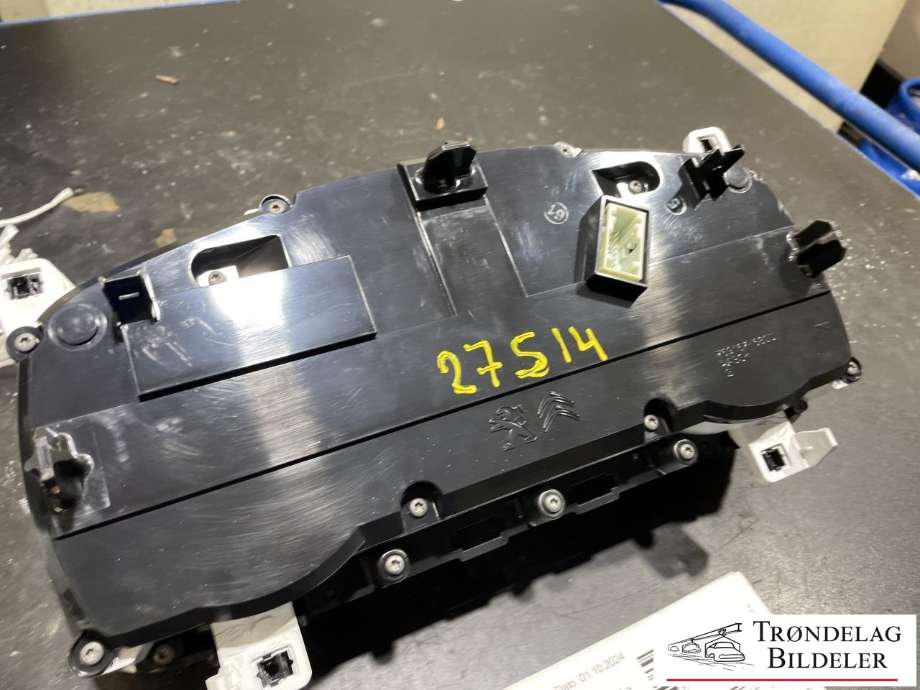 Instrumentpanel til Toyota Proace City 2020-->>  (9831102280 01|)