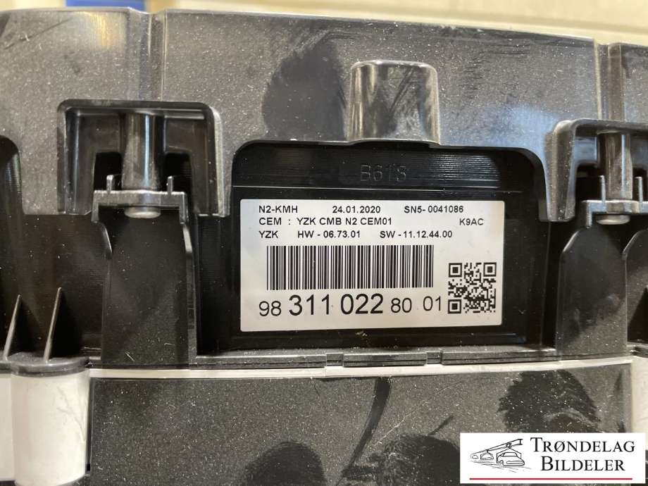 Instrumentpanel til Toyota Proace City 2020-->>  (9831102280 01|)