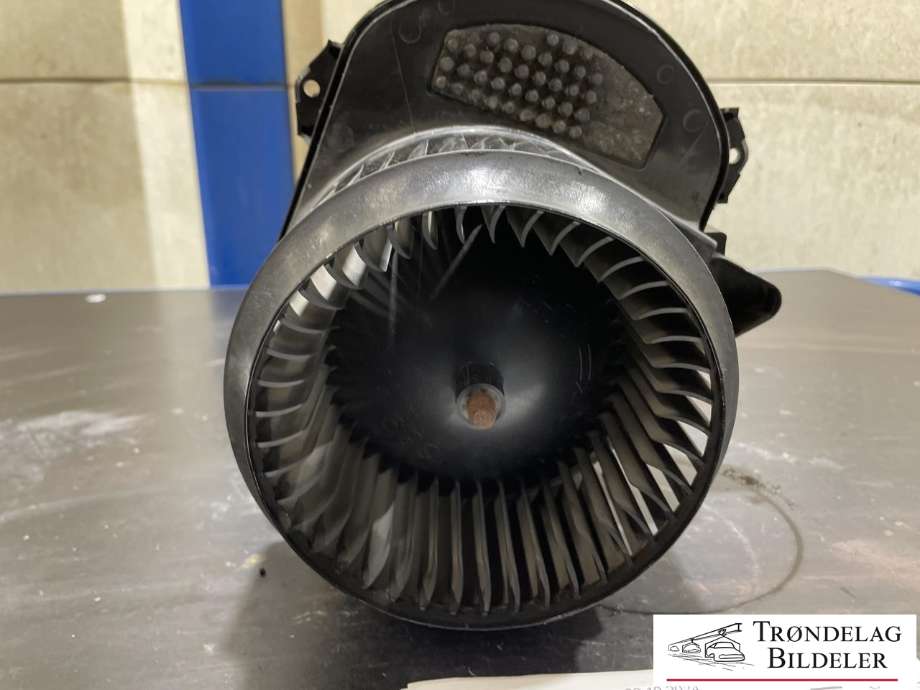 Varmeapparat motor til Mercedes B-Klasse 2011-2018 (W246) (W246) (A2469064200|)