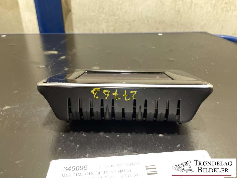 Multimedia display (MCU - Media Controller Unit) til Mercedes B-Klasse 2011-2018 (W246) (W246) (A 246 900 12 03|)