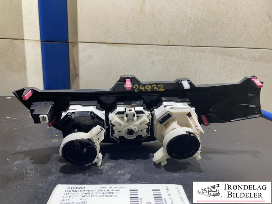 Varmeapparat betjening til Toyota Yaris 2014-2020 (Type III, Fase 2)  