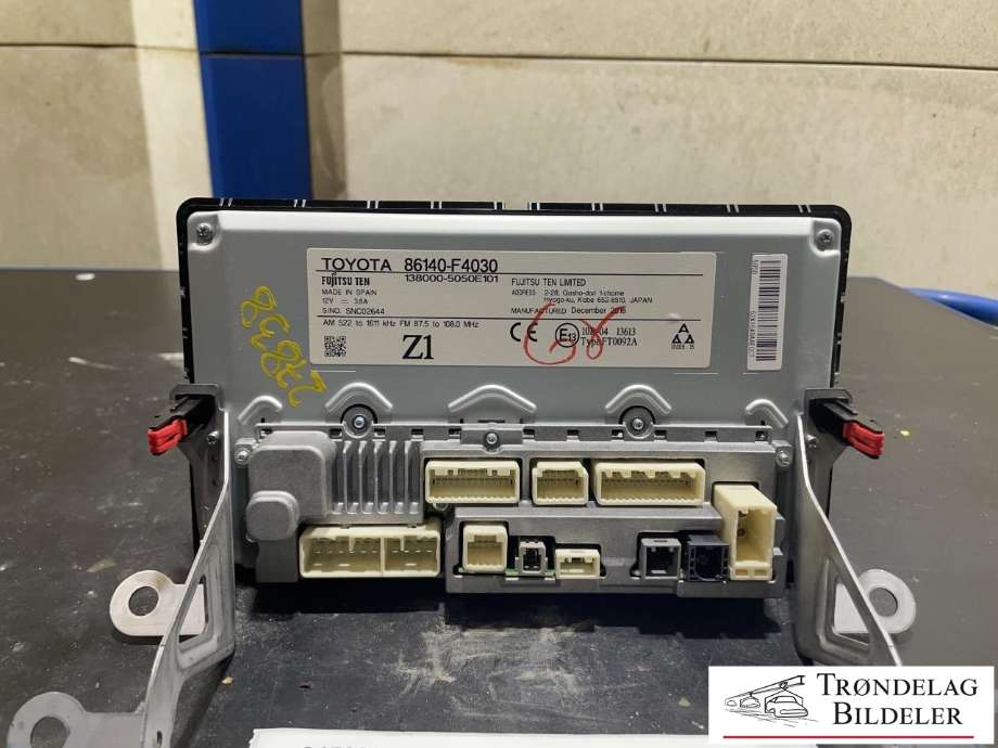 Multimedia display (MCU - Media Controller Unit) til Toyota C-HR 2016-->>  (86140-F4030|)