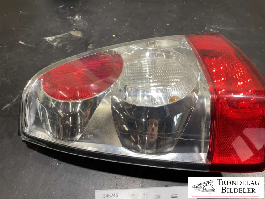 Baklykt venstre til Subaru Forester 2005-2008 (Type II, Fase 2)  (84201-SA310|)