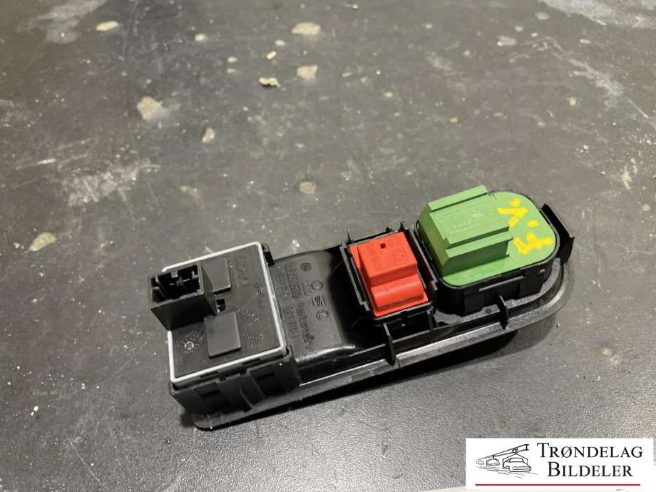 Bryter ruteheis førerdørspanel til VW Transporter / Caravelle 2009-2015 (Fase 2) (T5) (T5) (7H5 959 539|)