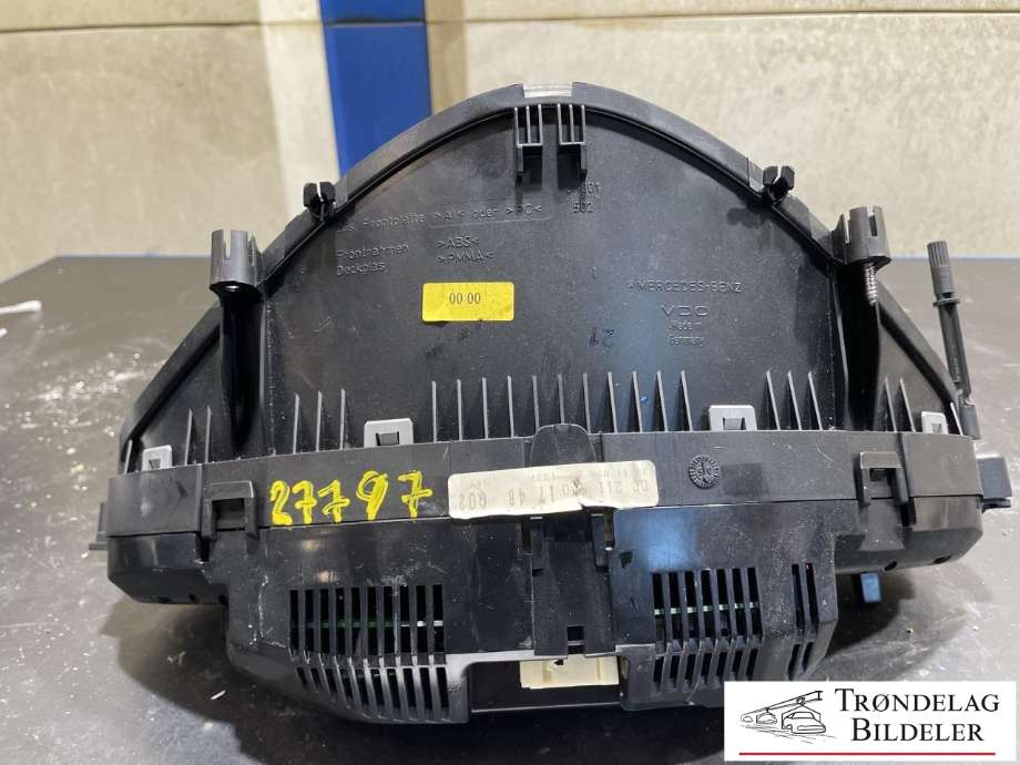 Instrumentpanel til Mercedes E-Klasse 2002-2006 (Fase 1) (W211) (W211) (A 211 540 17 48|)