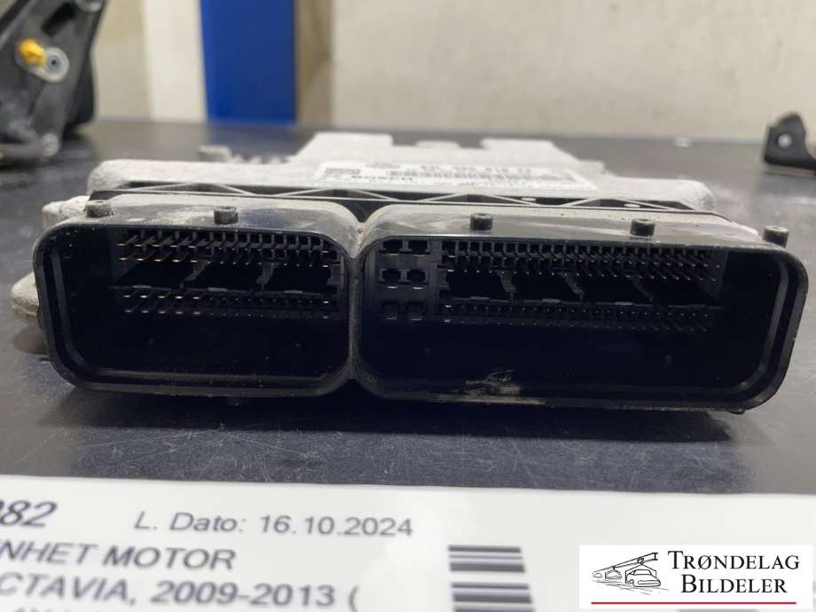 Styreenhet motor til Škoda Octavia 2009-2013 (Type II, Fase 2) (03L 906 018 EE|)