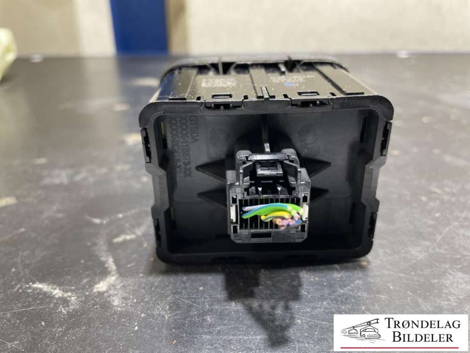 Bryter diverse til Ford Kuga 2019-->> (Type III)  (MJ6T-11B73-BA|)