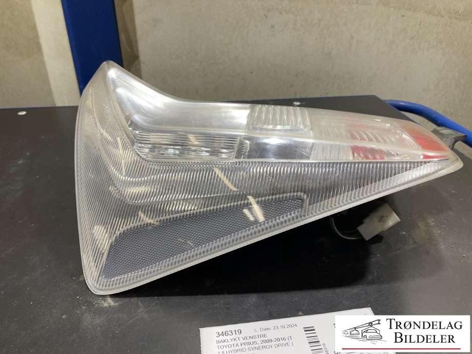 Baklykt venstre til Toyota Prius 2009-2016 (Type III) (COMBI) (COMBI) (81561-47131|)
