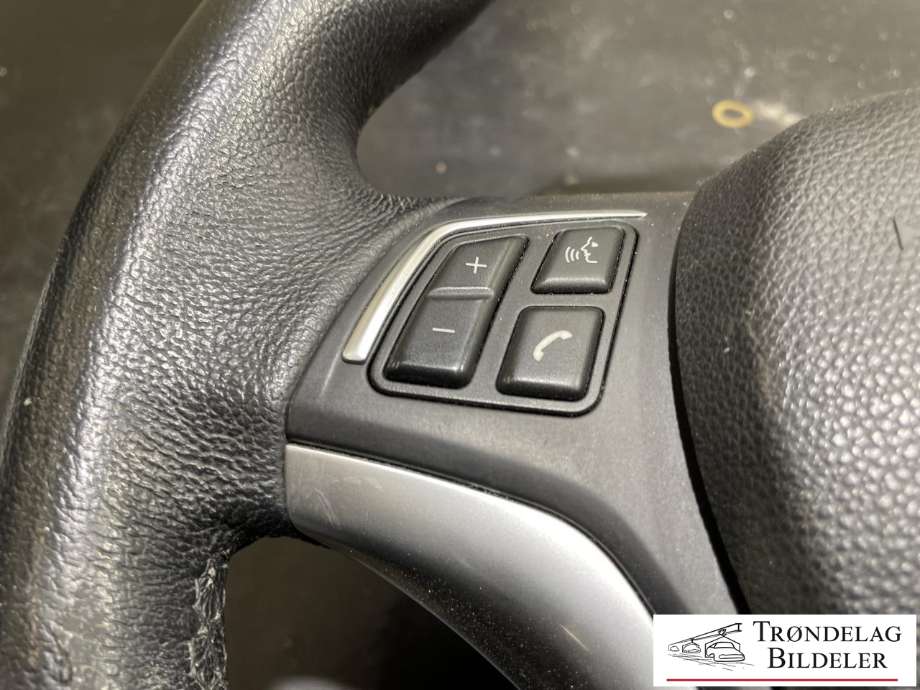 Ratt til BMW X1 2009-2015 (E84) (E84) (32 30 6 795 570|32 30 6 884 672|)
