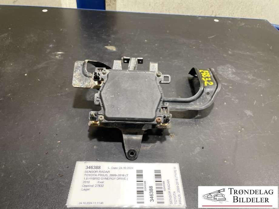 Sensor radar til Toyota Prius, 2009-2016 (Type III) (COMBI) (COMBI) (88210-47020)