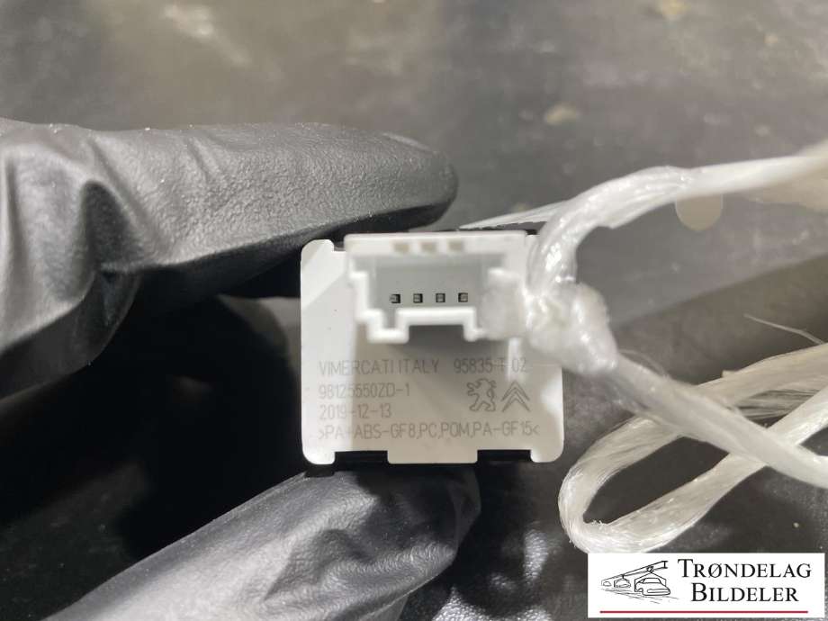 Bryter diverse til Toyota Proace City 2020-->>  (98125550ZD-1|)