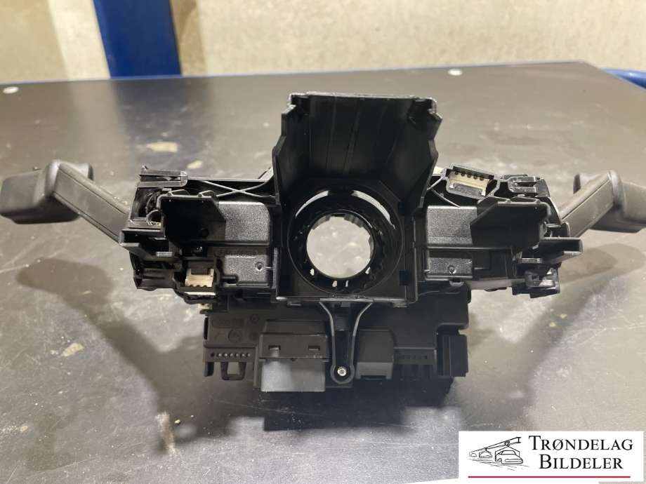 Bryter combi til VW Passat 2015-2019 (Fase 1) (B8) (B8) (5Q0 953 521 BB|)