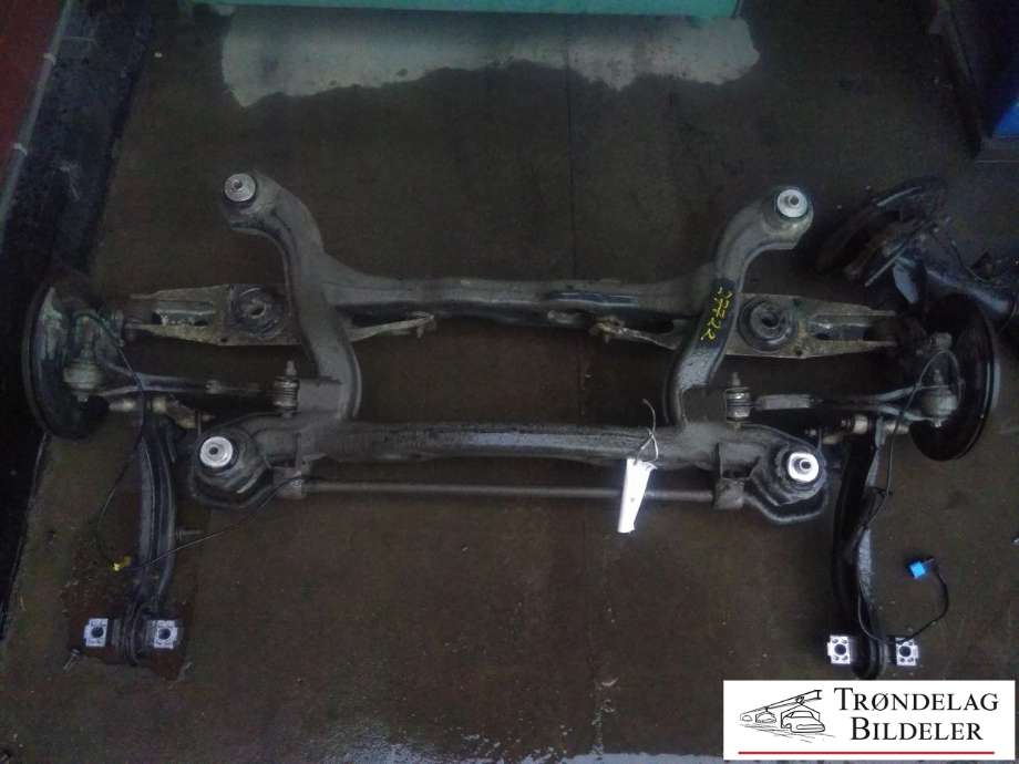Bakstilling til Mercedes B-Klasse, electric drive, 2014-2018 (W242) (W242) 