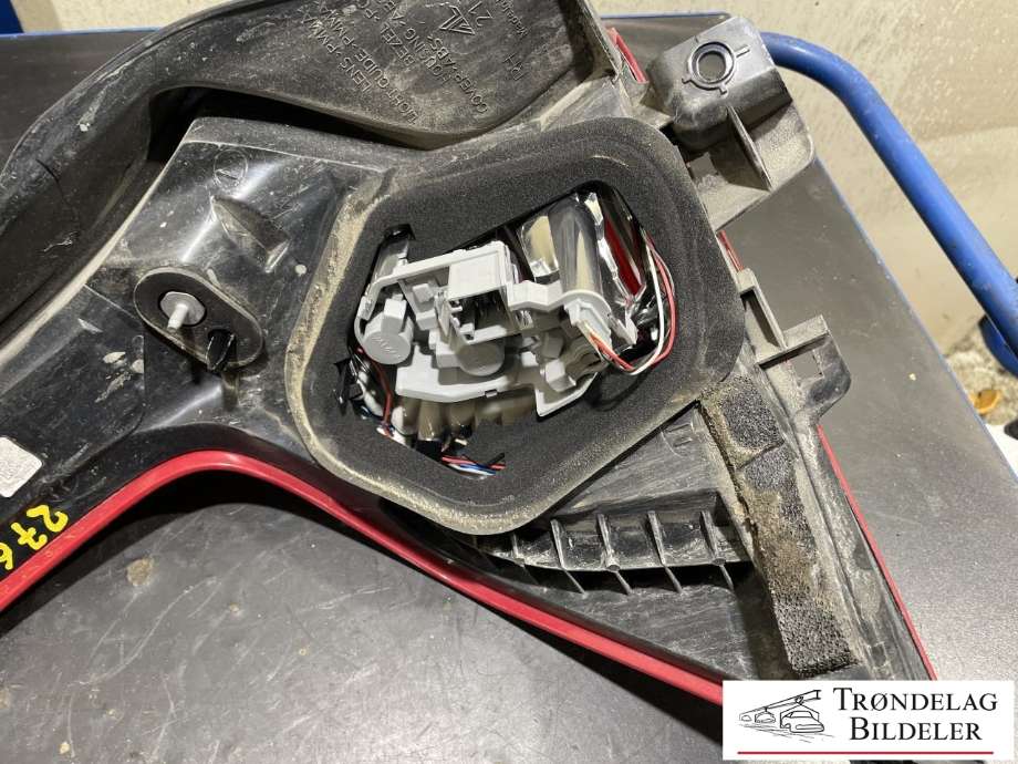 Baklykt høyre til Volvo V60/V60 CC 2013-2018 (Type I, Fase 2)  (31214964|)