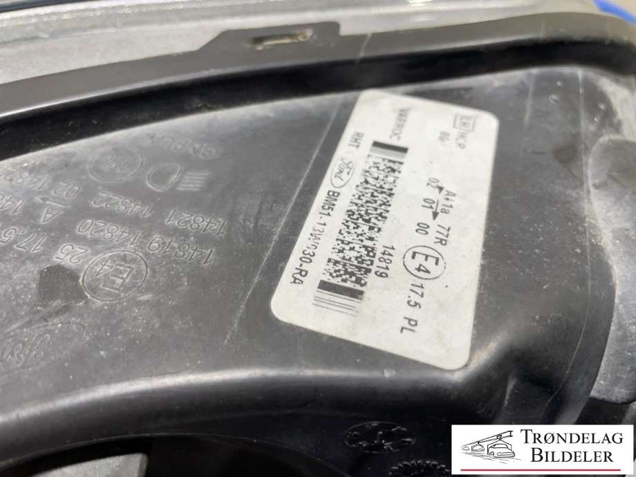 Frontlykt venstre halogen til Ford Focus 2014-2018 (Type III, Fase 2)  (1873935|BM51-13W030-RB|)