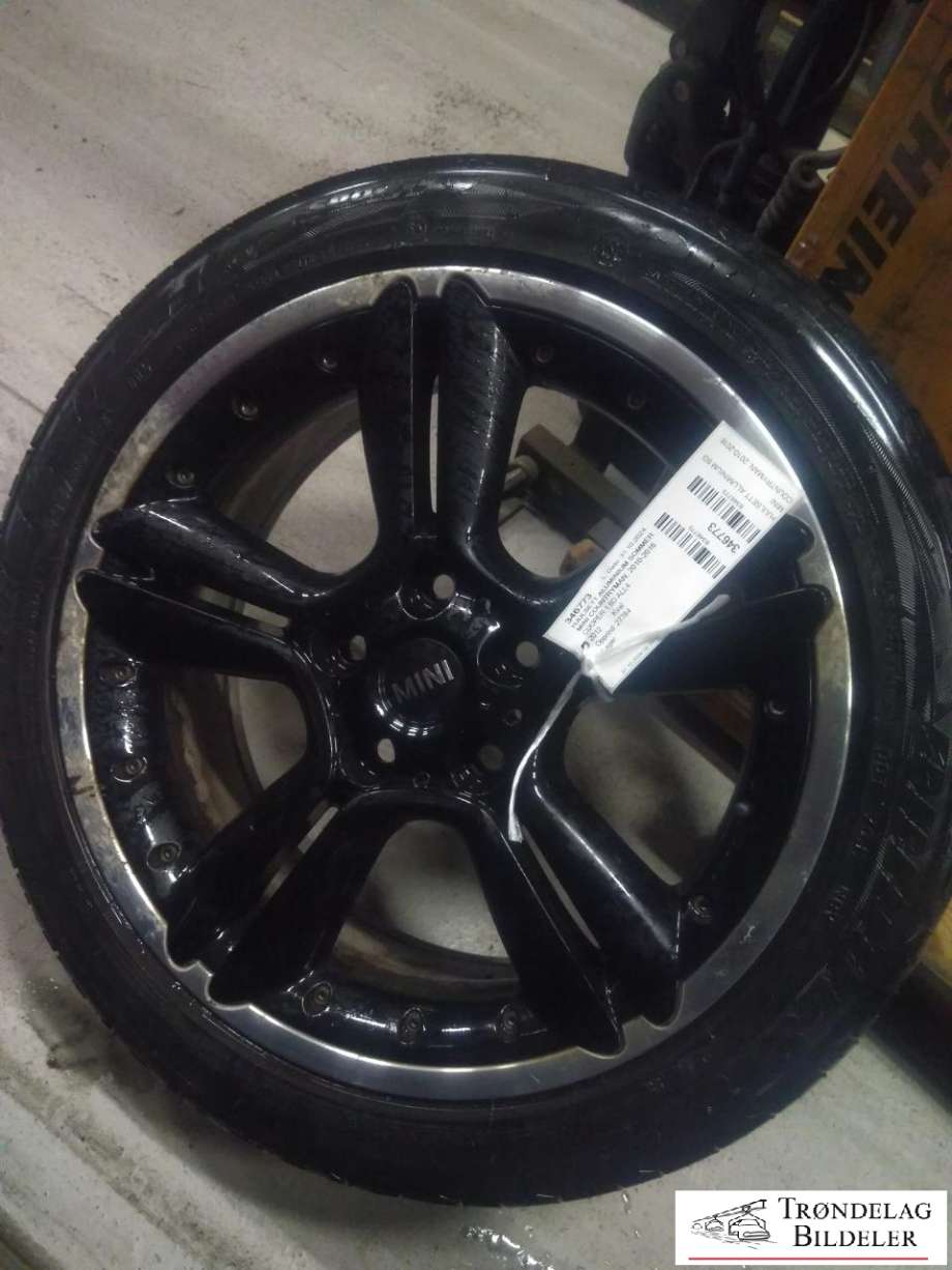 Hjulsett aluminium sommer til Mini Countryman, 2010-2016 (R60) (R60) (BRIDGESTONE|225/45/R18 5X120 7.5JX18 ET52 CB72.6MM)