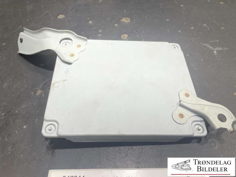 Styreenhet parkering til Toyota Land Cruiser 150 2014-->> (Fase 2)  (86792-60540|)