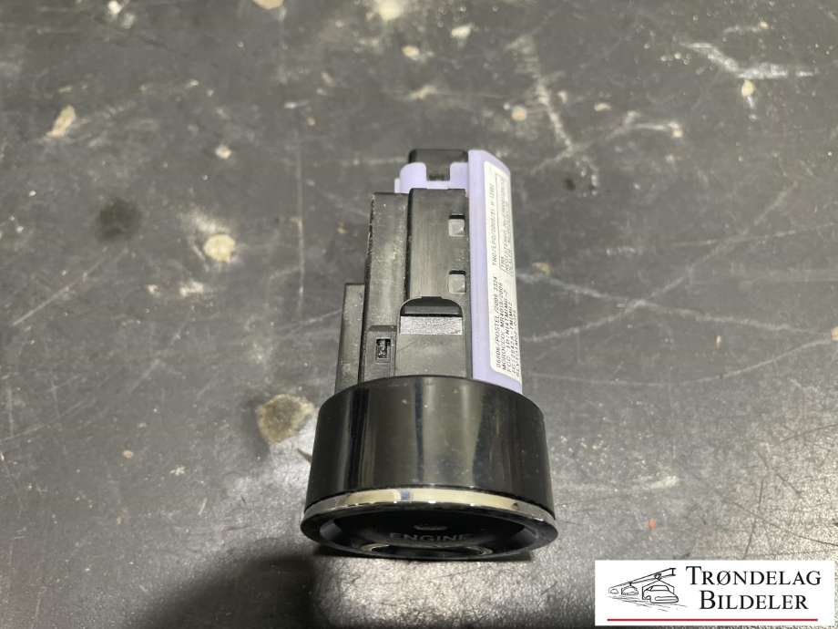 Bryter start/stopp til Toyota Land Cruiser 150 2014-->> (Fase 2)  (8961130063|)