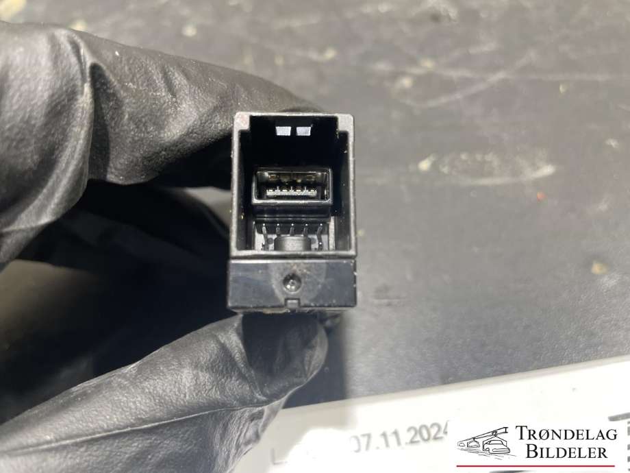 Bryter diverse til Toyota Land Cruiser 150 2014-->> (Fase 2) (8619060030|)