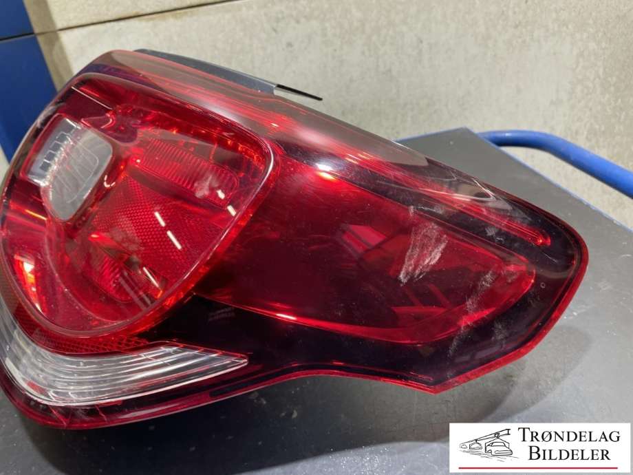 Baklykt høyre til Citroën DS3 2010-2019 (98 005 432 80|)