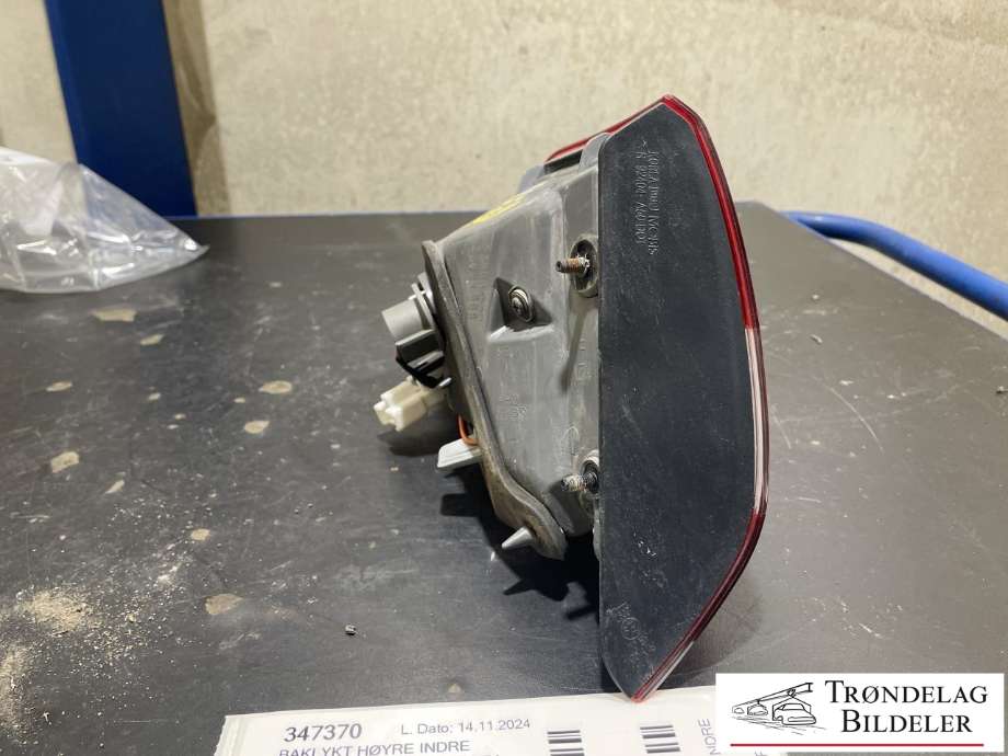 Baklykt høyre indre til Hyundai i30 2012-2017 (Type II)  (92404A5010|)