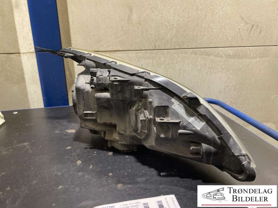 Frontlykt venstre xenon til Honda CR-V 2007-2012 (Type III)  