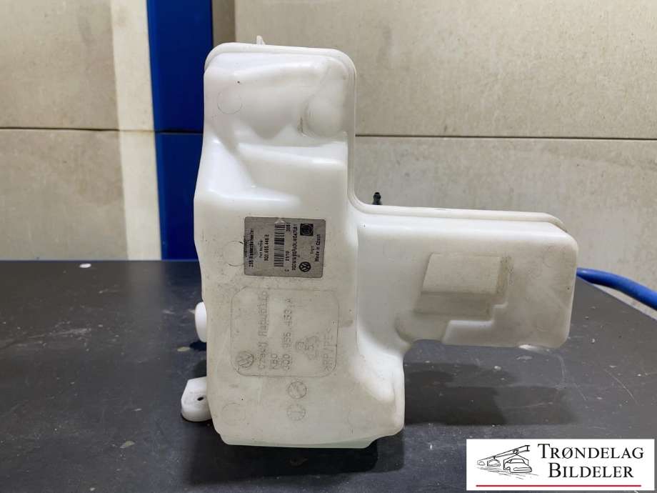 Spylertank til VW Passat 2015-2019 (Fase 1) (B8) (B8) (3Q0 955 449 E|)