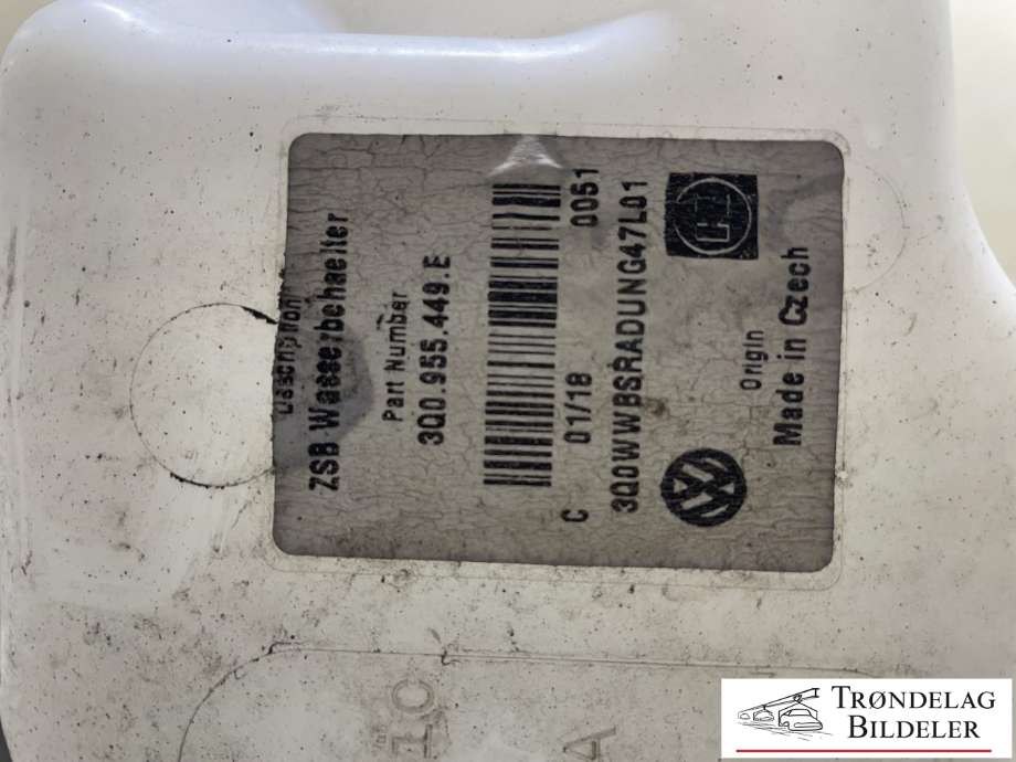Spylertank til VW Passat 2015-2019 (Fase 1) (B8) (B8) (3Q0 955 449 E|)