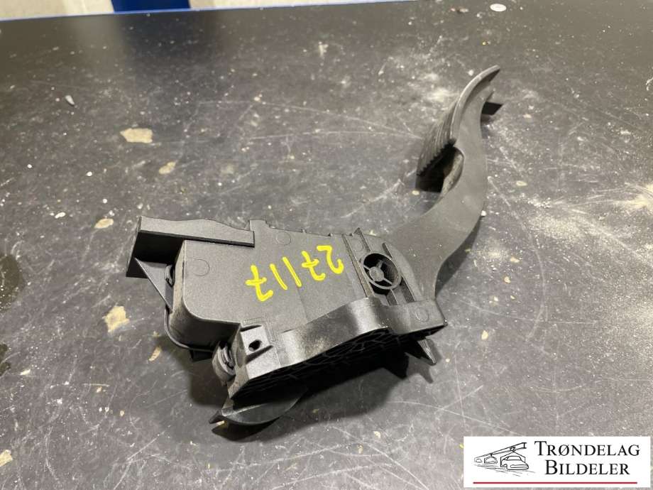 Pedal gass til Mercedes A-Klasse 2012-2018 (W176) (W176) (A 246 300 14 04|)