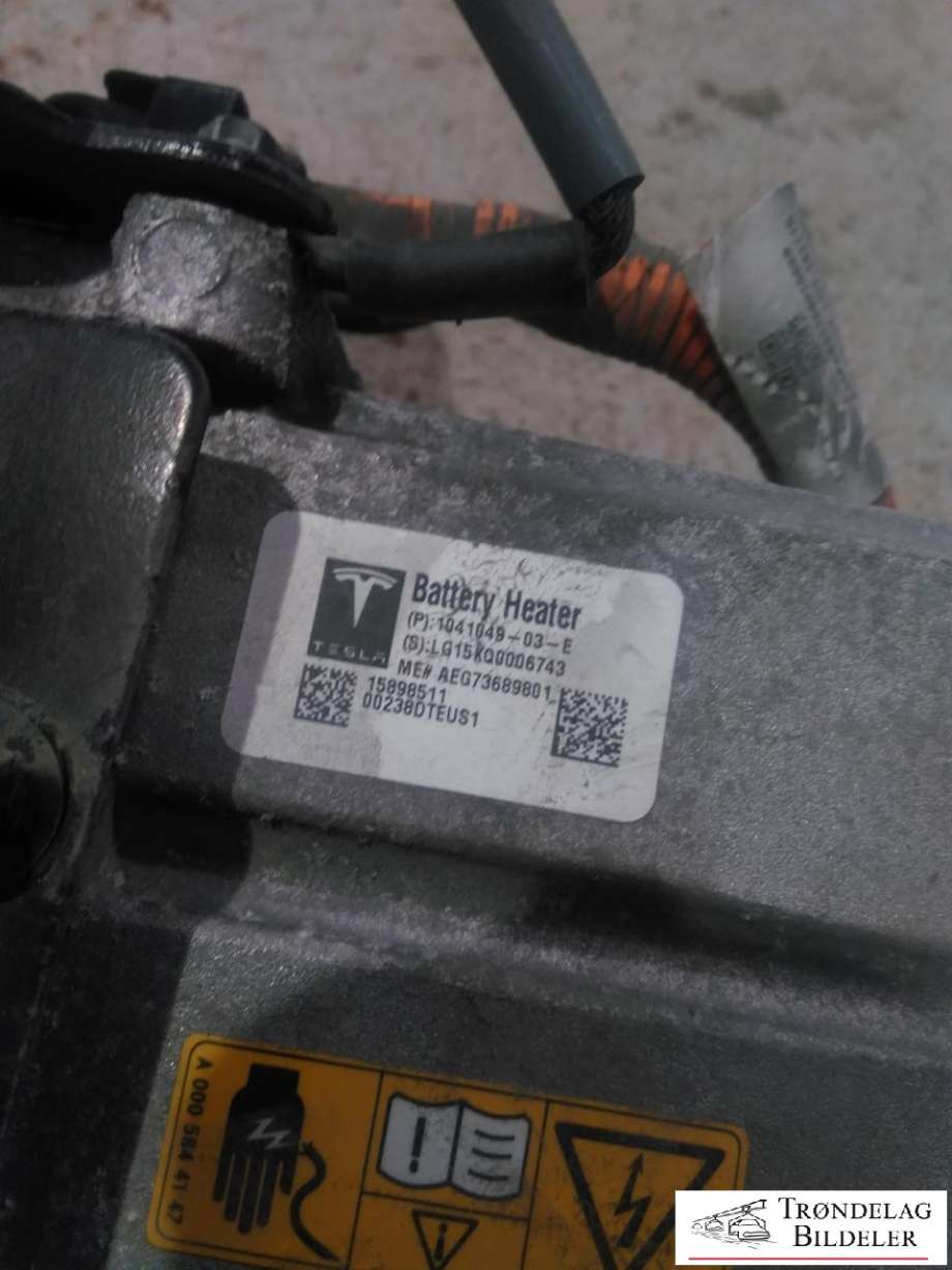 Batterivarmer/kjøl til Mercedes B-Klasse, electric drive 2014-2018 (W242) (W242) (1041049-03-F|A2425000700|1041049-03-E)