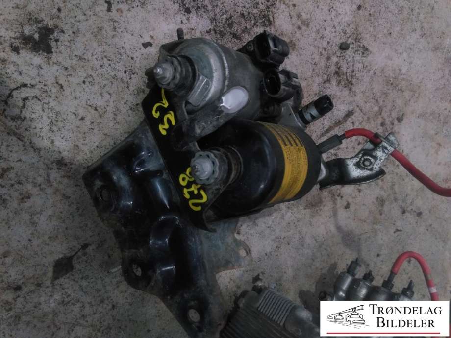Bremsepumpe hoved til Toyota Prius 2009-2016 (Type III) (COMBI) (COMBI) (47050-47070|47070-47060|)