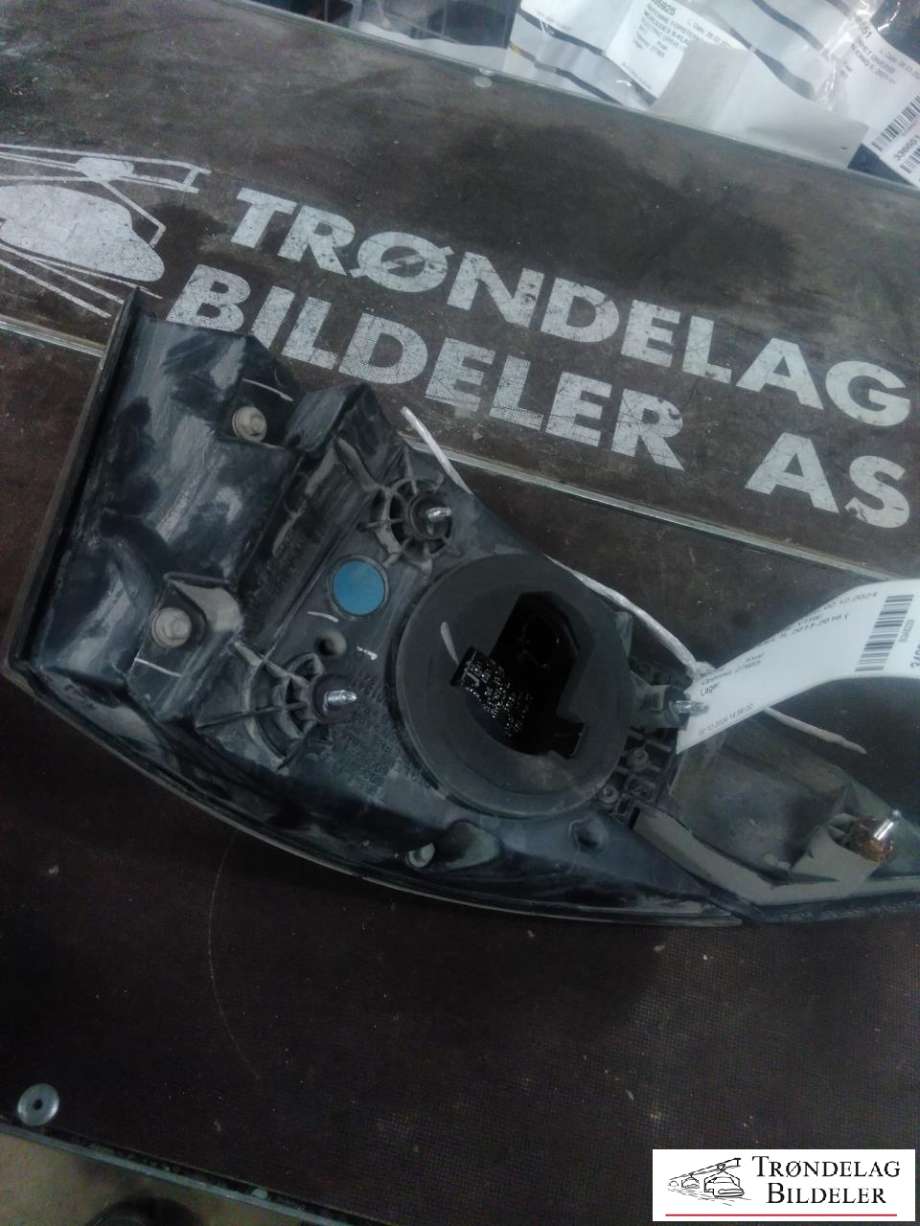 Baklykt høyre ytre til Tesla Model S 2013-2016 (Fase 1)  