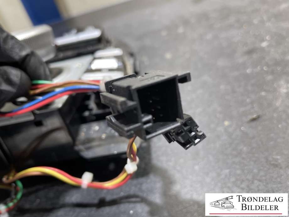 Bilstereo betjeningspanel til Mercedes S-Klasse 2005-2013 (W221) (W221) (A2218705358|)