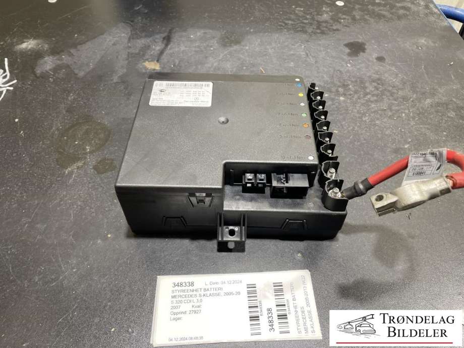 Styreenhet batteri til Mercedes S-Klasse 2005-2013 (W221) (W221) (A2215400401|)