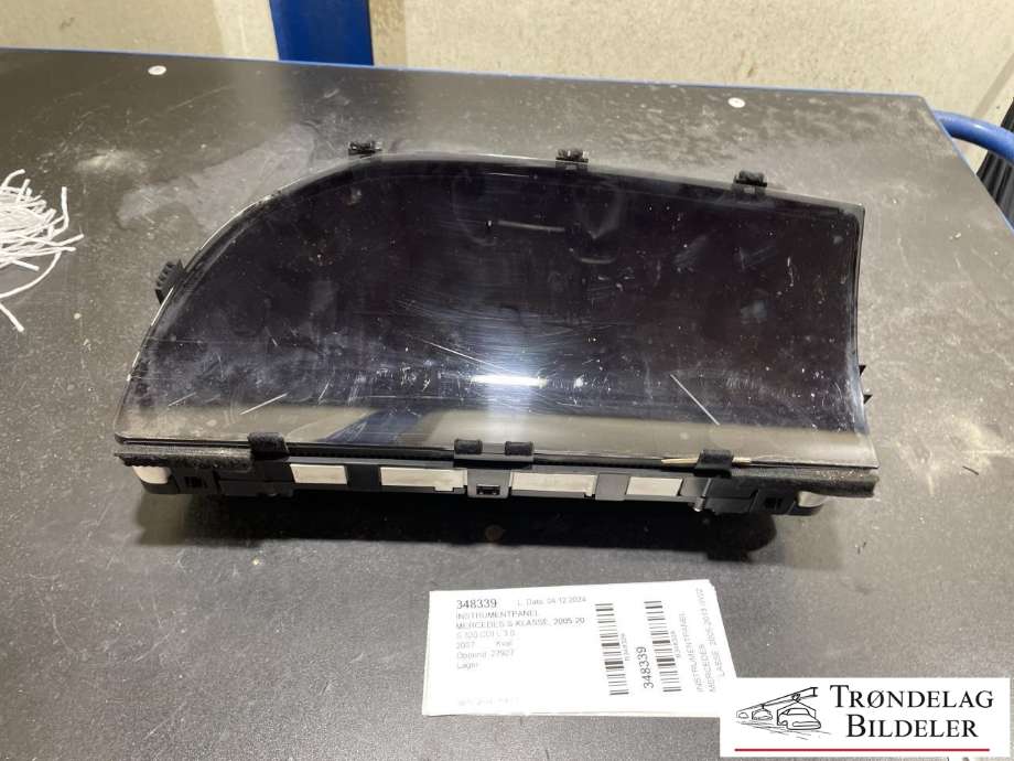 Instrumentpanel til Mercedes S-Klasse, 2005-2013 (W221) (W221) (1036905326)