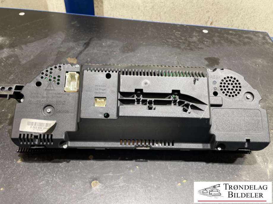 Instrumentpanel til Mercedes S-Klasse 2005-2013 (W221) (W221) (1036905326|)
