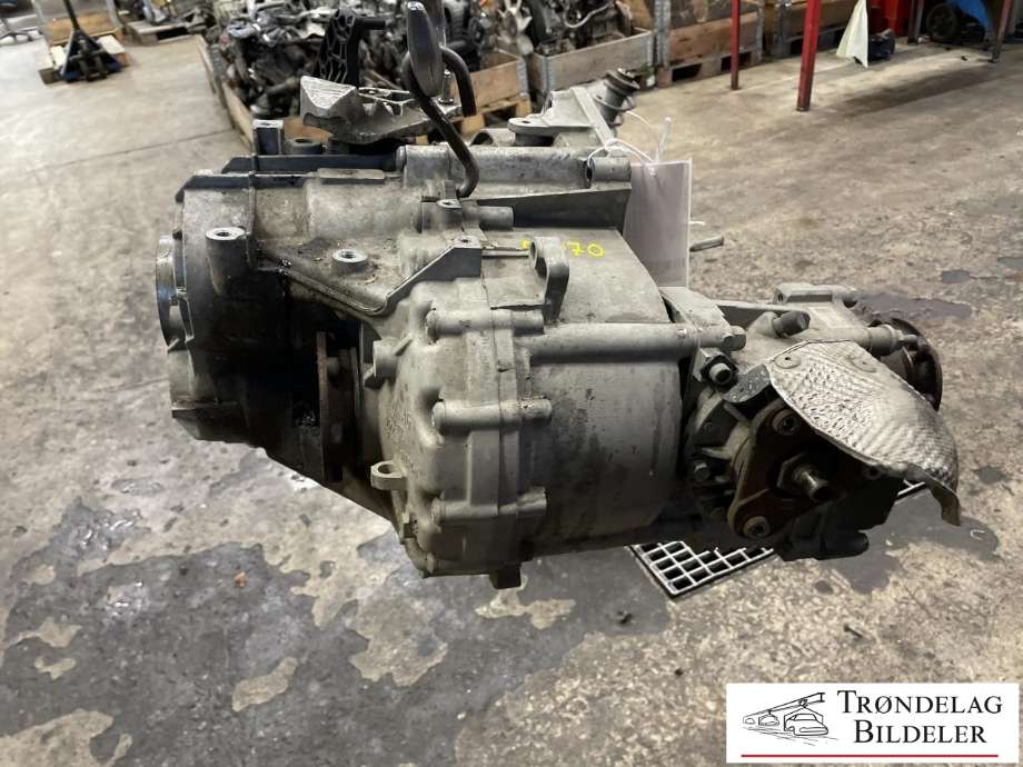 Girkasse 4WD komplett til VW Caddy 2015-2020 (Type III, Fase 3)  (TVU|)