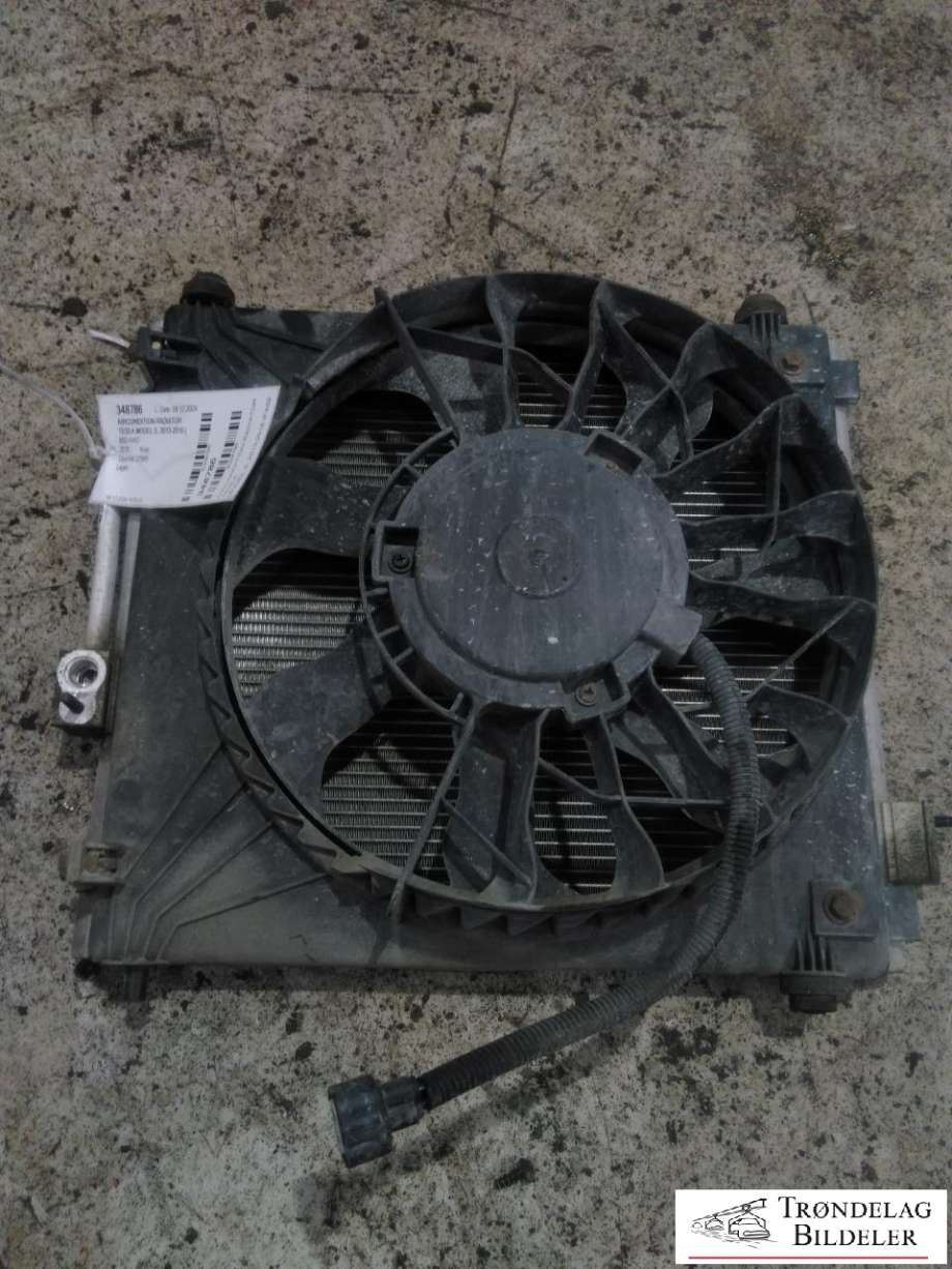 Aircondition radiator til Tesla Model S 2013-2016 (Fase 1)  (6007610-00-B|6007614-00-D|6007352-00-F|VENSTRE|)